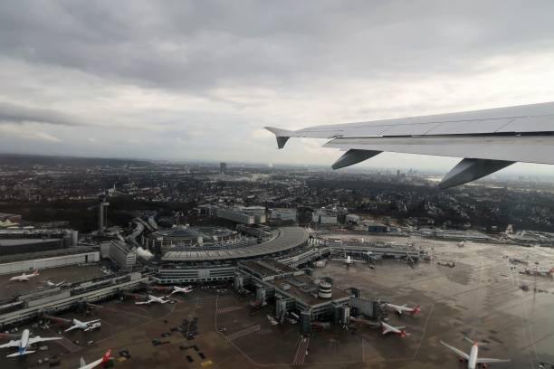 Taxi van Den Haag naar Düsseldorf Airport